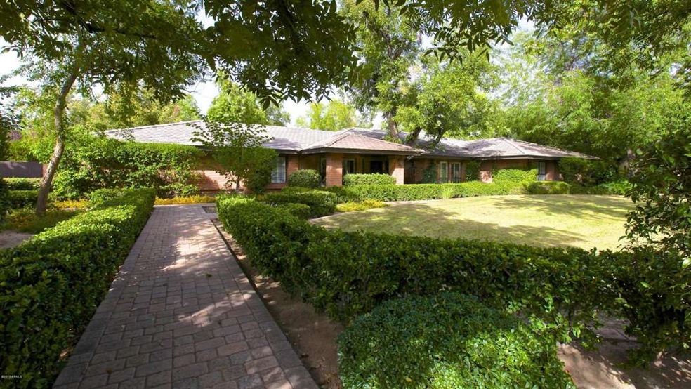 Beautiful Pecan Groves Home