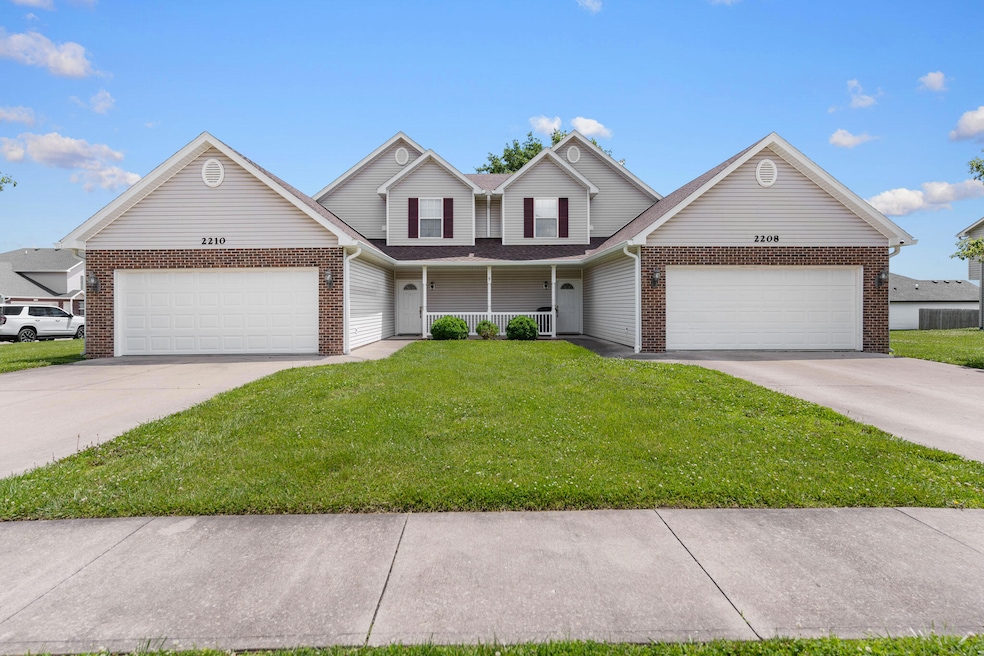 Shamrock Dr