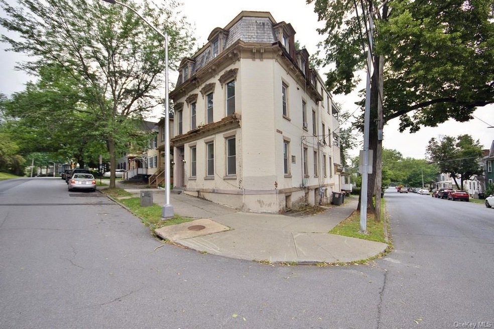 88 Academy St unit 3, Poughkeepsie, NY 12601 - photo 1