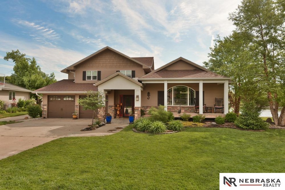 16601 Hilo Cir, Papillion, NE 68046 - photo 1