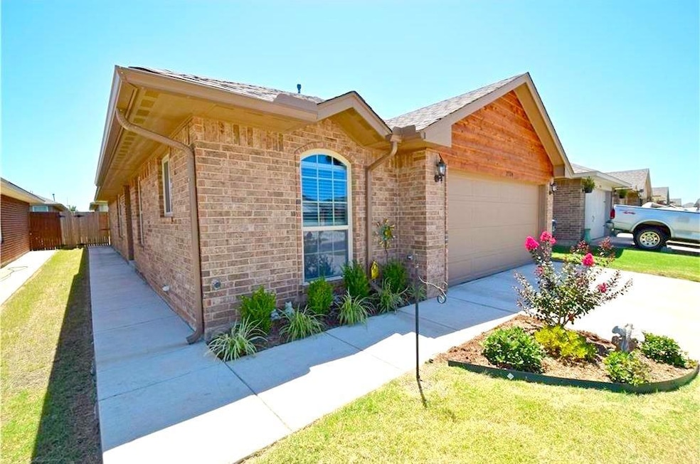 2324 NW 199th St, Edmond, OK 73012 - photo 1