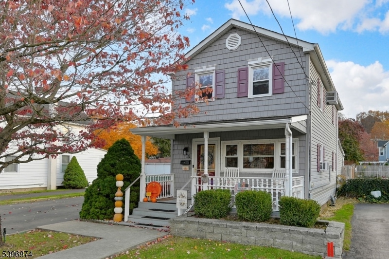 For Sale $459,000 • Co-Listing Agent