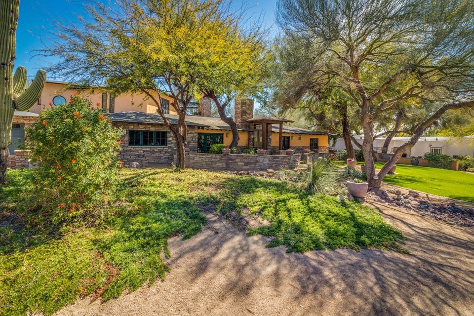 AZA_Listing_SmokeTree-29