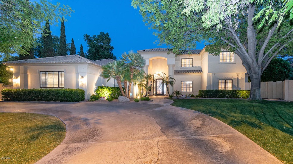 Stunning curb appeal
