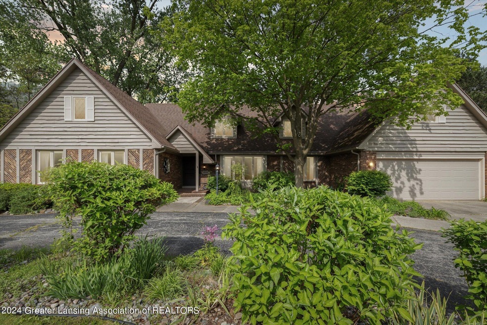 01-1520-Foxcroft-Rd-East-Lansing-MI-4882