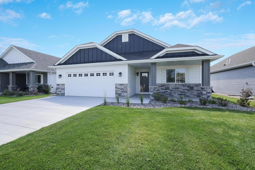 (pic of previous model)