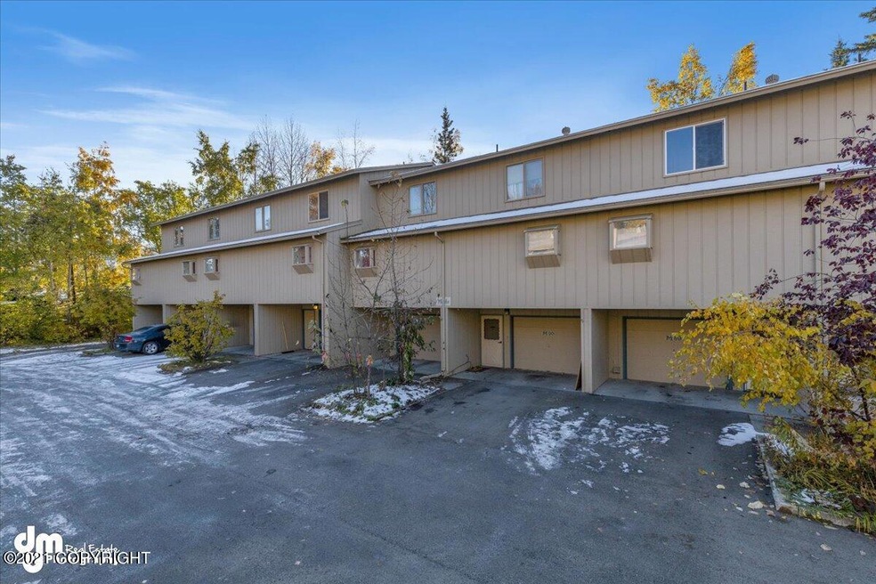 01-Exterior Front 20211004-DW-1332