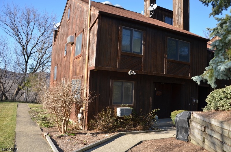 3 Snowmass Ct, Vernon, NJ 07462 - photo 1