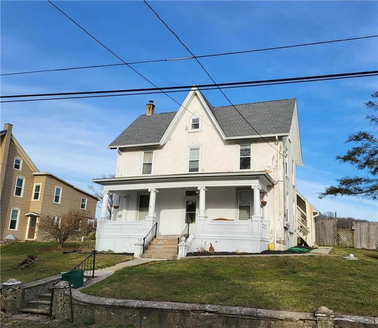 1444 Limeport Pike, Coopersburg, PA 18036 - photo 1