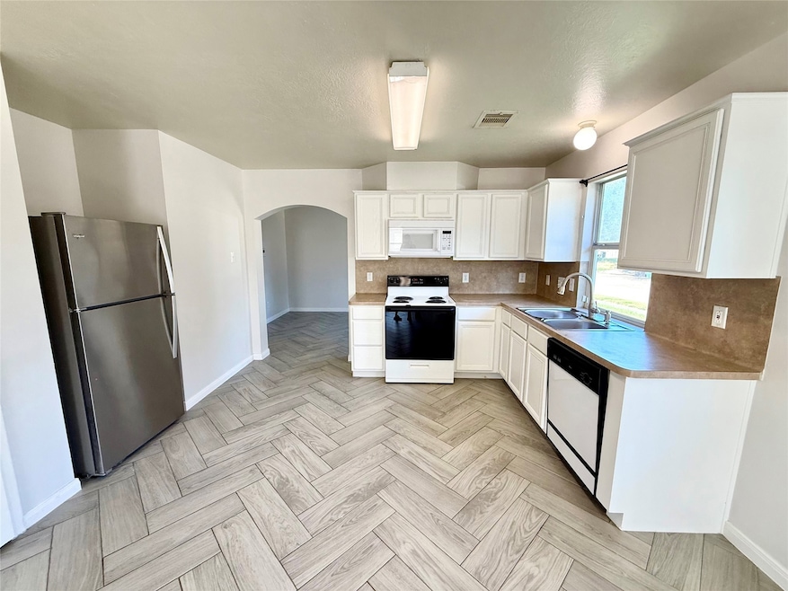 For Rent $1,800/month