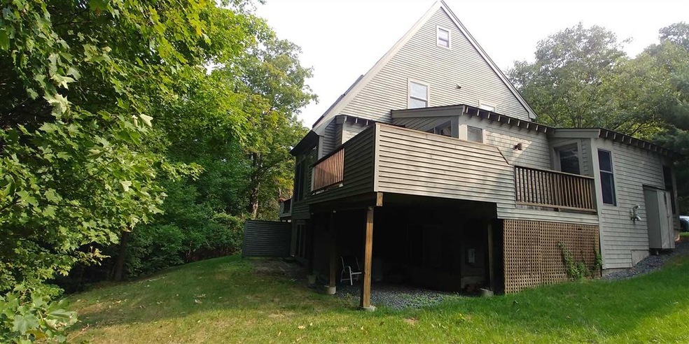 131 Granite Way unit 5B, Hartford, VT 05001 - photo 1