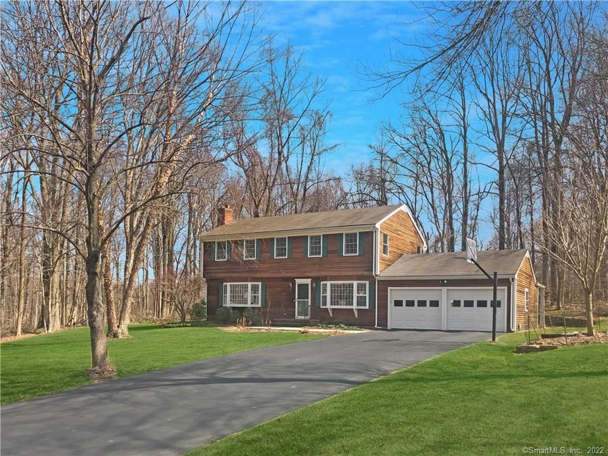 9 Clarion Place, Trumbull, CT 06611 - photo 1