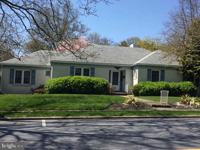 628 Cocoa Ave, Hershey, PA 17033 - photo 1