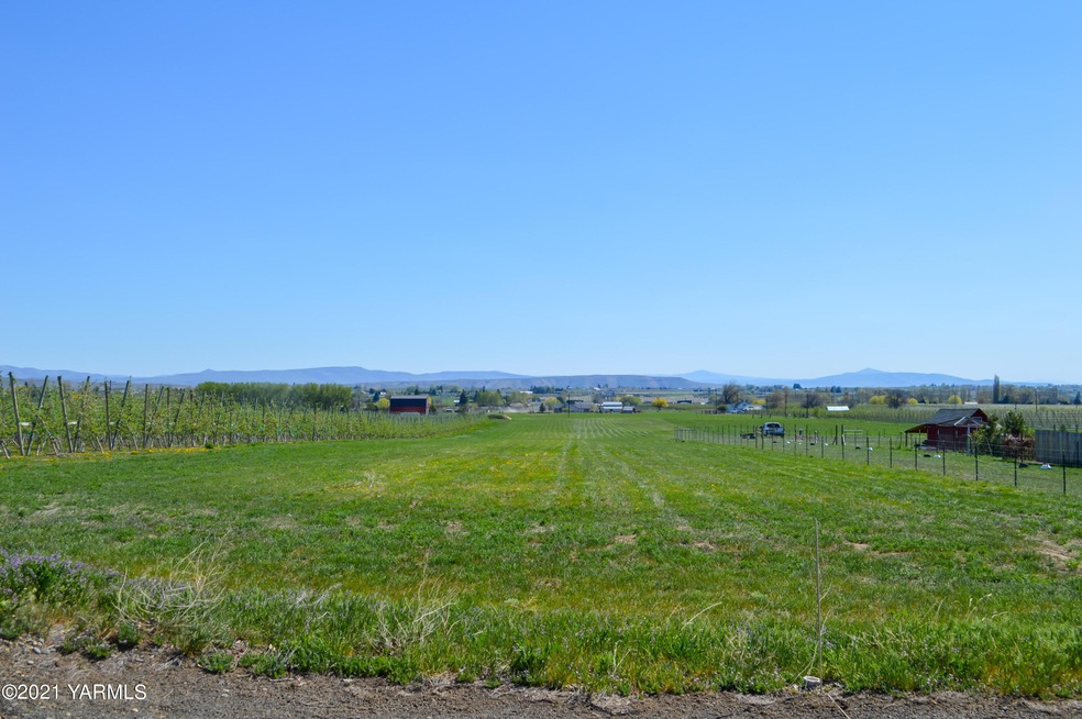 NKA Noye Rd, 1, Tieton