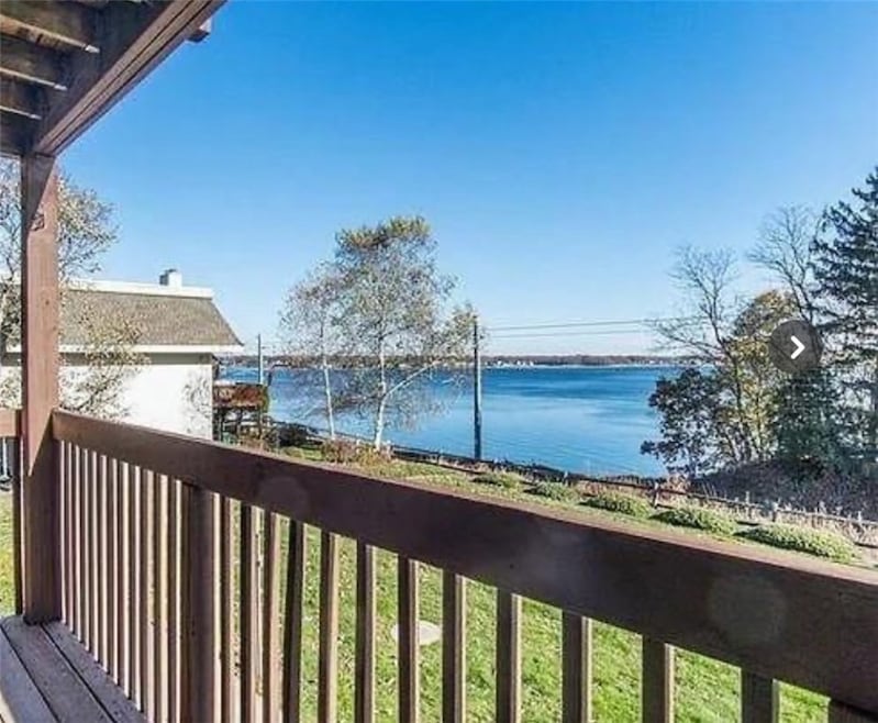 4162 Post Rd unit 3, East Greenwich, RI 02818 - photo 1