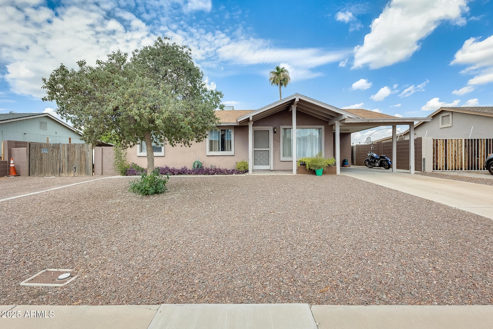 10908 N 88th Dr, Peoria, AZ 85345 - photo 1