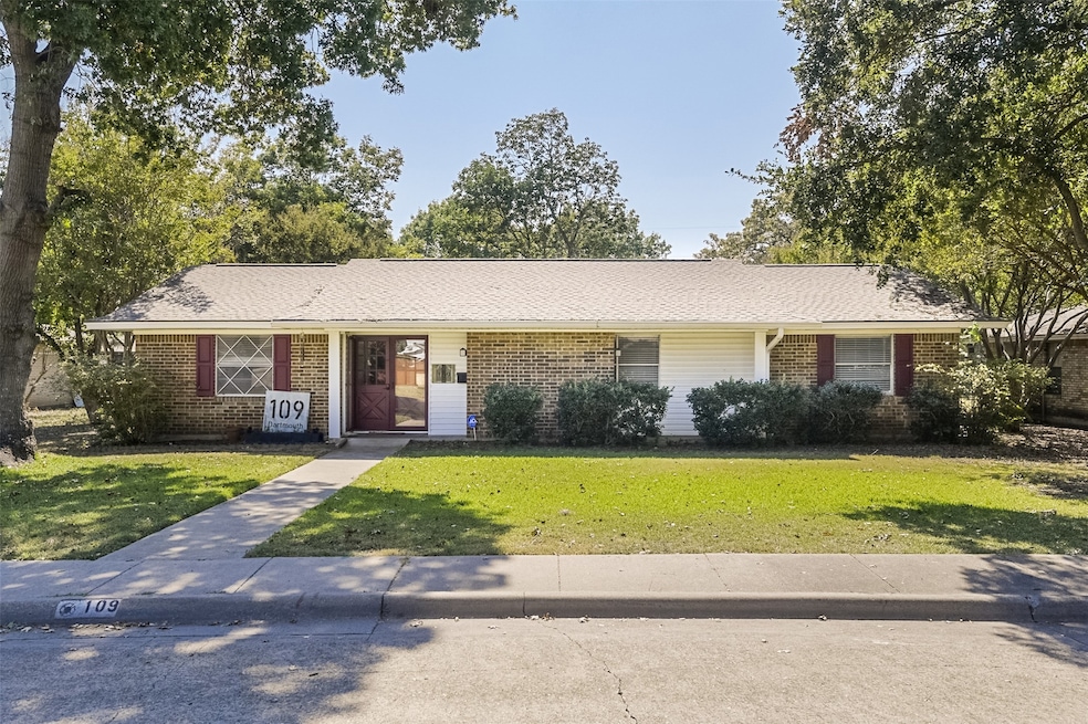 Pending $250,000 • Co-Listing Agent