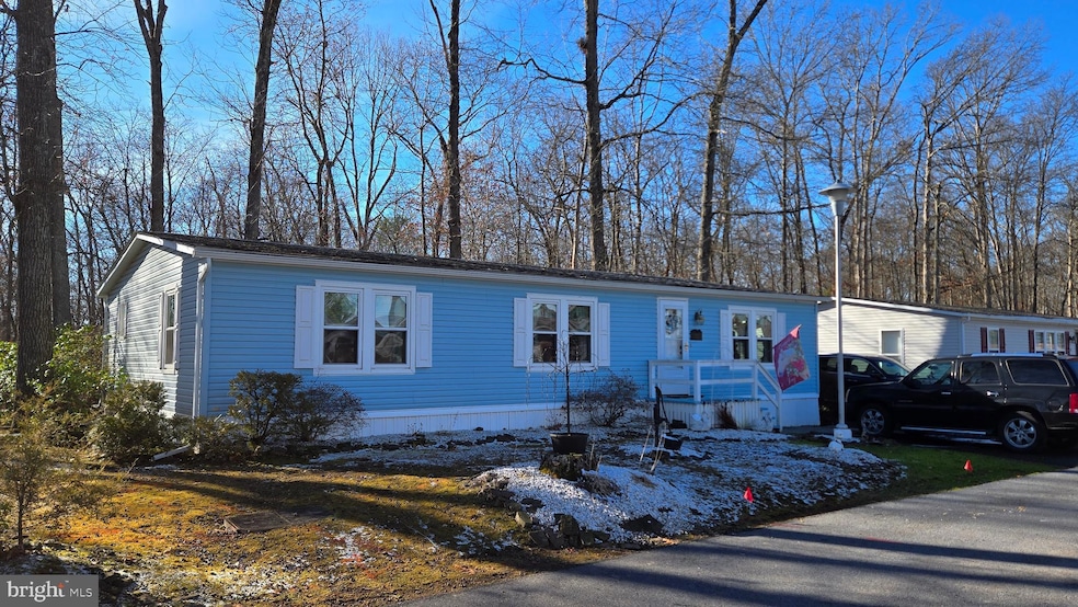 727 Dogwood Dr, Green Lane, PA 18054 - photo 1