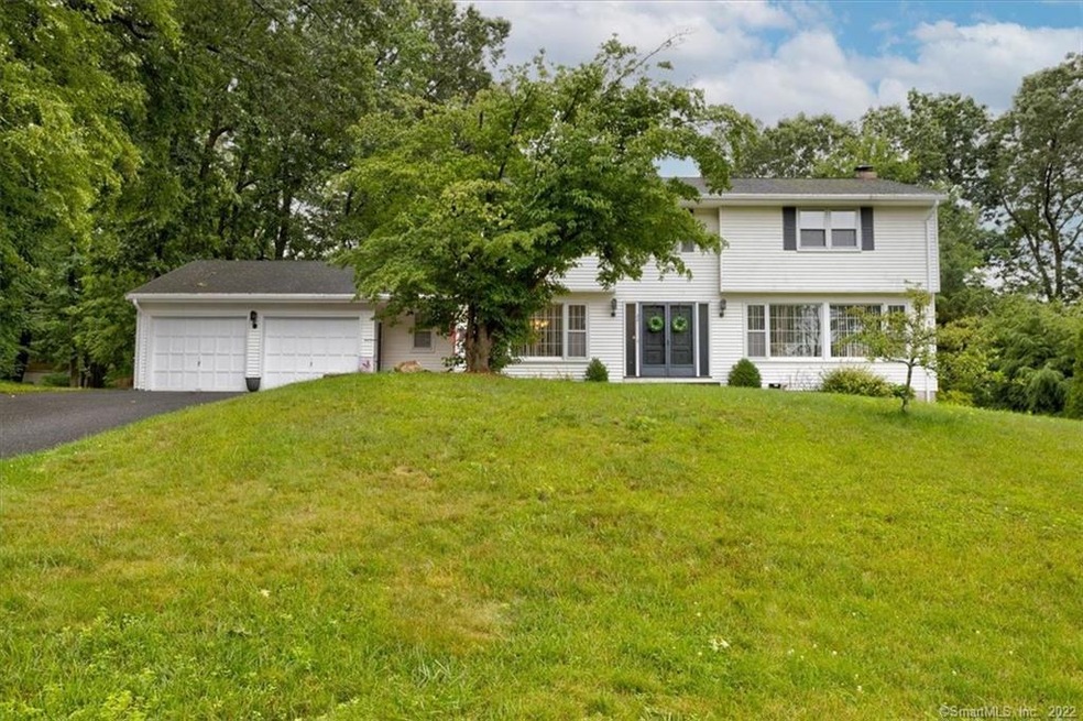 24 Mcdivitt Dr, Manchester, CT 06042 - photo 1