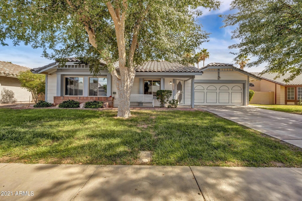 1439 E Jasper Dr, Chandler, AZ 85225 - photo 1