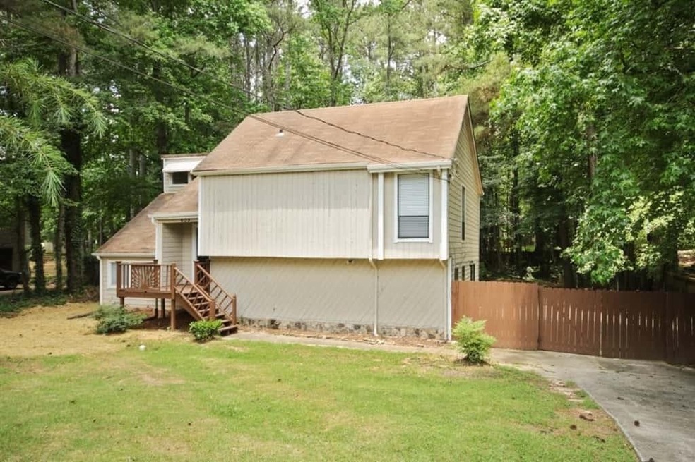 609 Stone Harbor Pkwy SW, Marietta, GA 30060 - photo 1