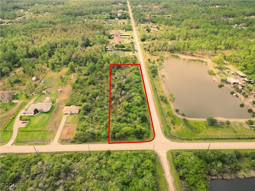 0 Desoto Blvd N unit 2025019359, Naples, FL 34120 - photo 1