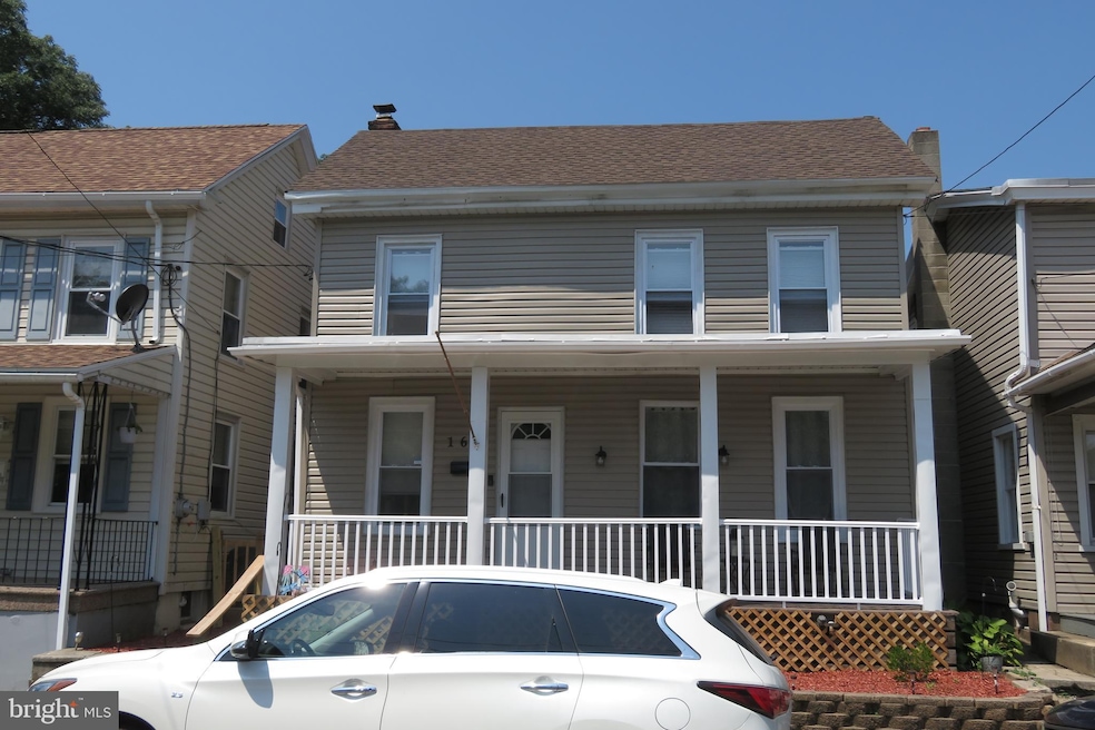 165 E Wyomissing Ave, Mohnton, PA 19540 - photo 1