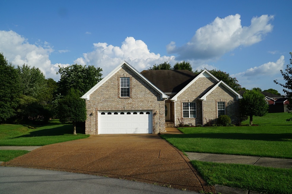 Sold $327,500 • Co-Listing Agent