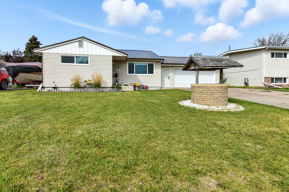 Under Contract $369,900