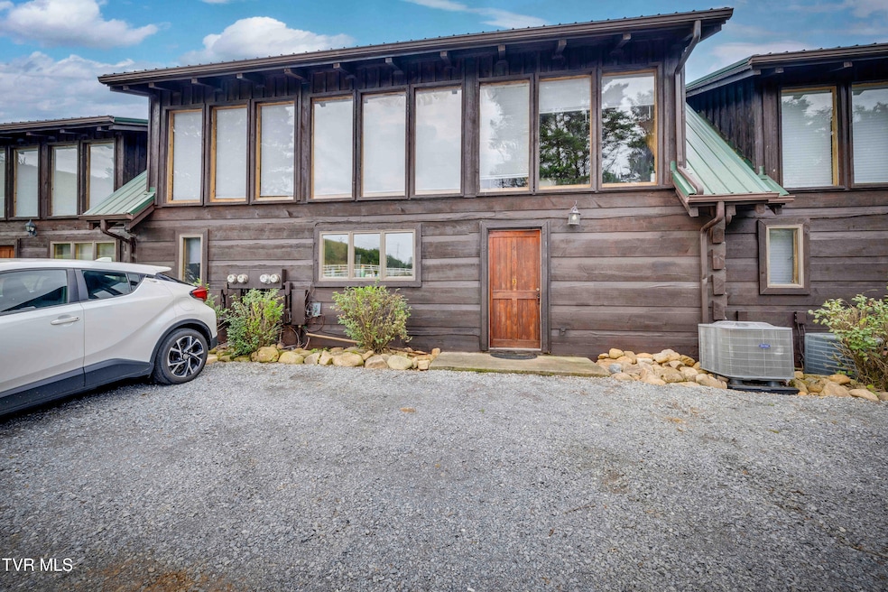 For Rent $1,550/month