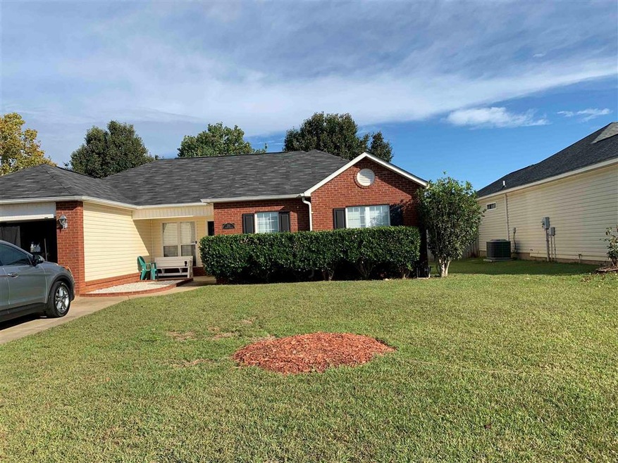 211 Tyson Glen Dr, Warner Robins, GA 31088 - photo 1