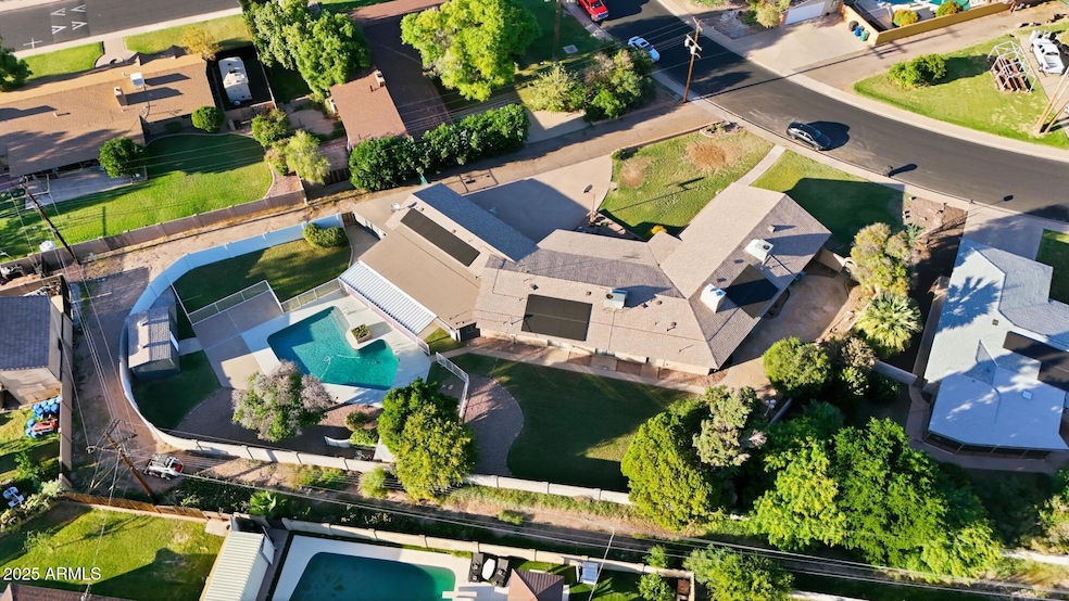 1053 W 11th St, Mesa, AZ 85201 - photo 1