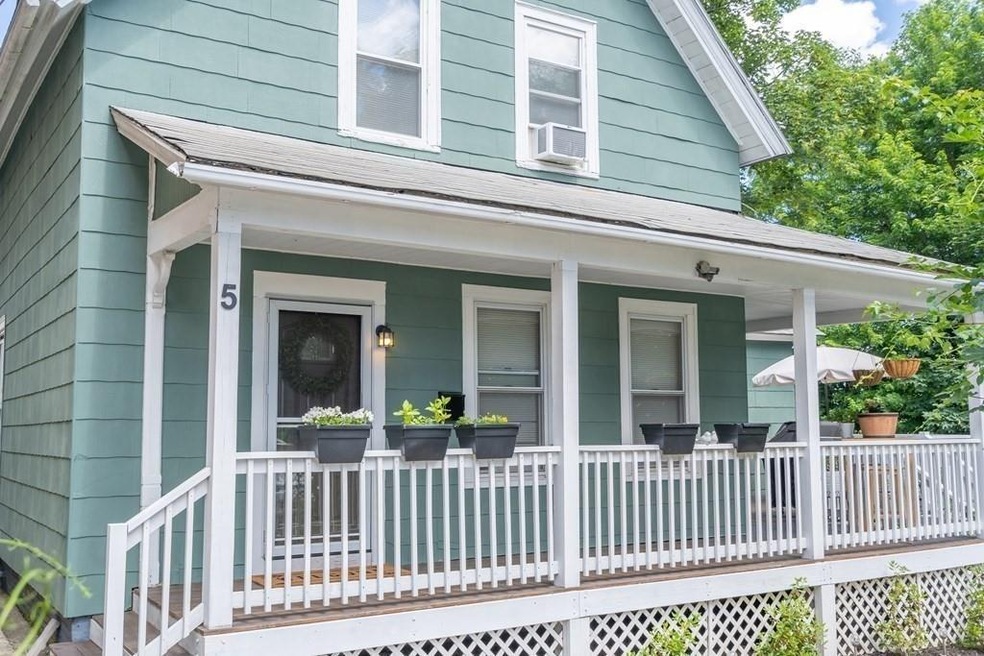 5 Morton Ct, Worcester, MA 01610 - photo 1