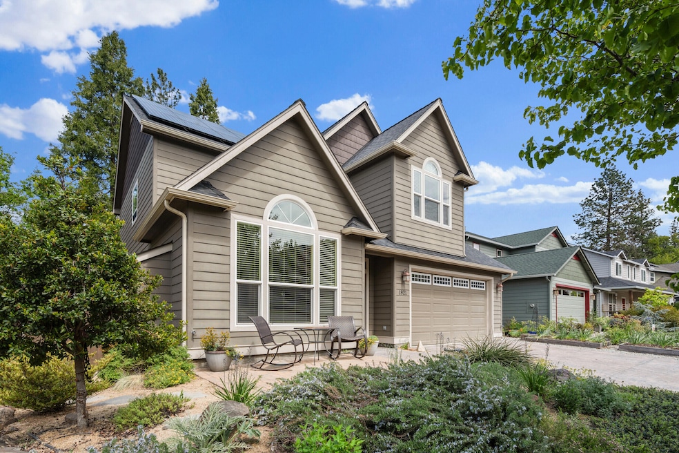 Pending $514,900 • Co-Listing Agent