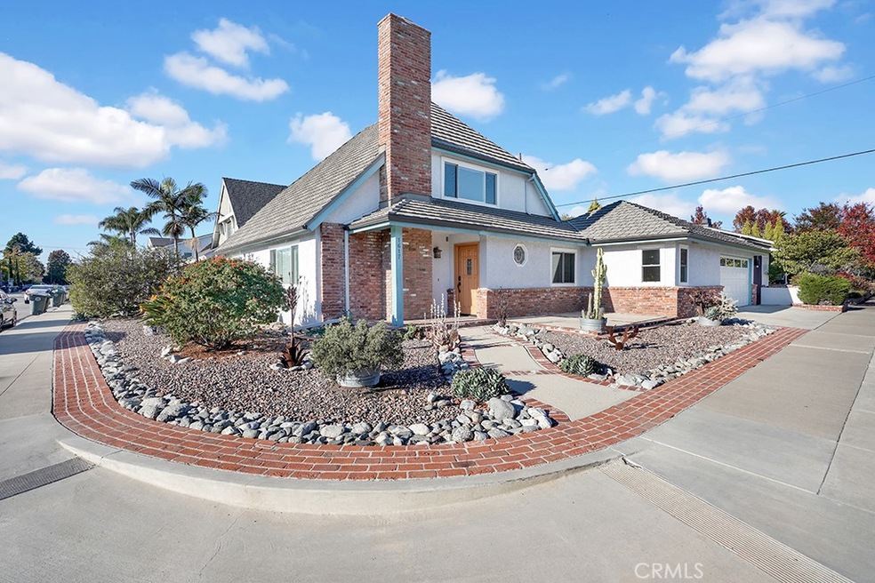 Sold $1,495,000 • Co-Listing Agent