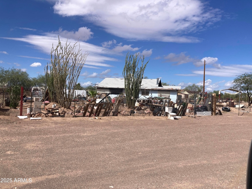 141 W Longacre Rd, Why, AZ 85321 - photo 1