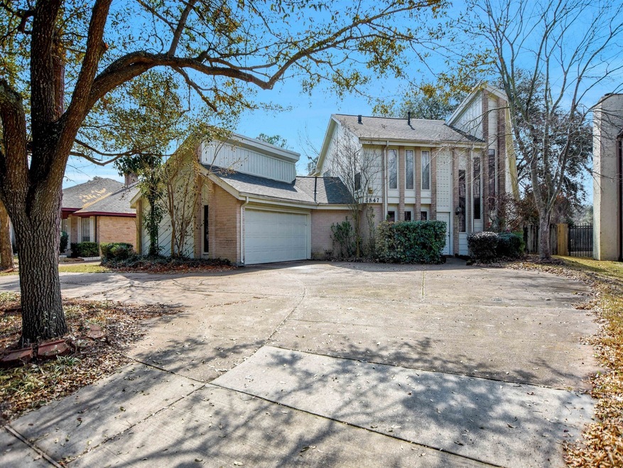 5847 Green Falls Dr, Houston, TX 77088 - photo 1