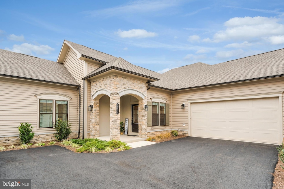 For Sale $1,050,000 • Co-Listing Agent