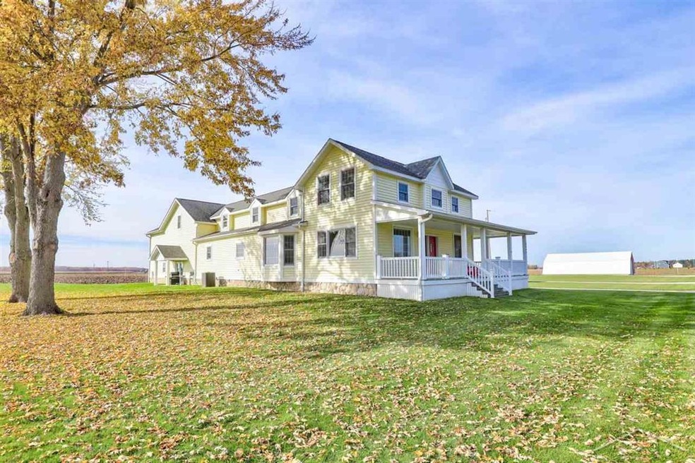 9840 Bender Rd, Frankenmuth, MI 48734 - photo 1