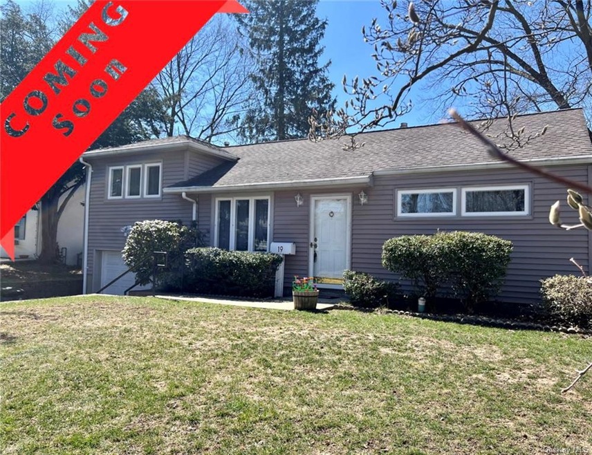 19 Grove St, Garnerville, NY 10923 - photo 1