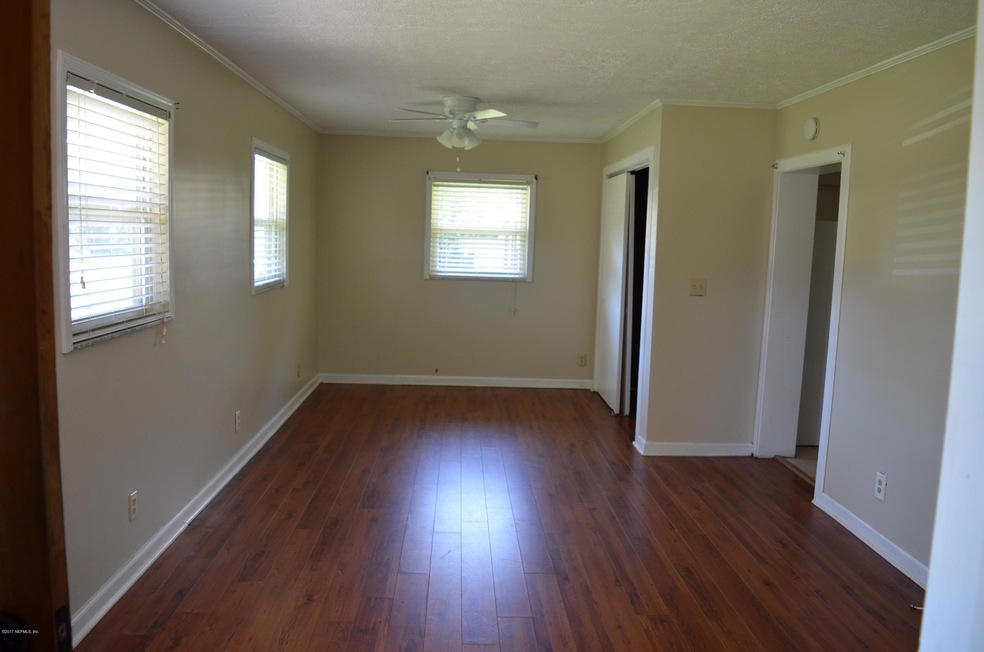 5305 Eulace Rd unit D, Jacksonville, FL 32210 - photo 1