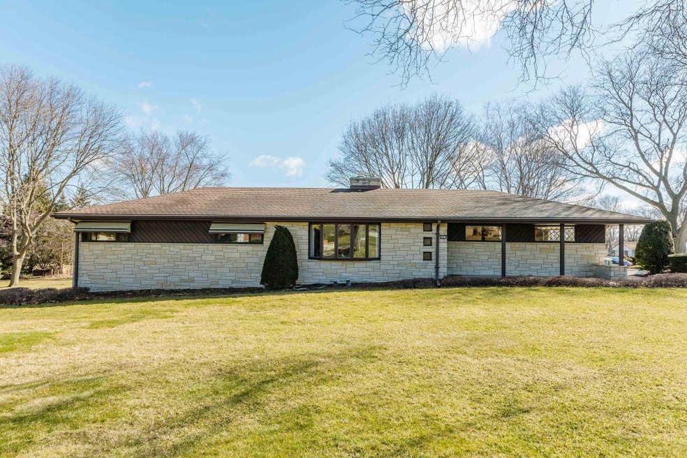 Garage & Side Entrance