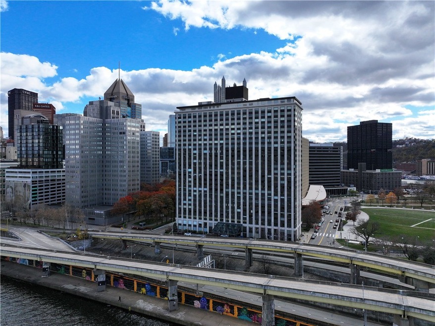 Gateway Towers unit 7E, Pittsburgh, PA 15222 - photo 1