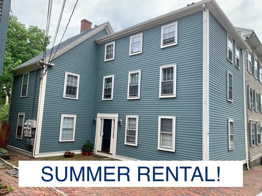 202 Washington St unit 2, Marblehead, MA 01945 - photo 1