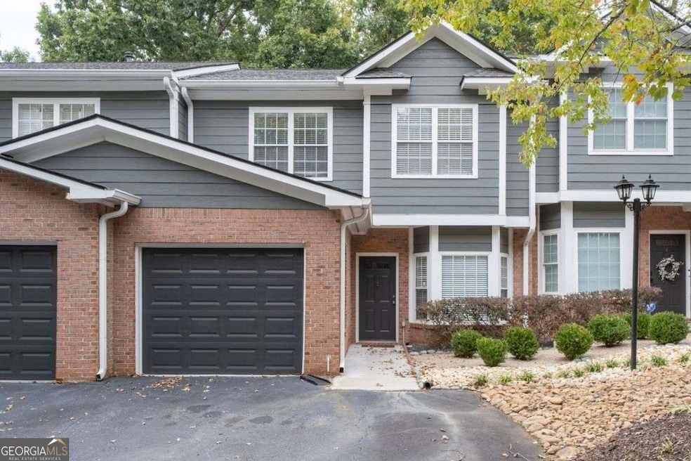 2680 Pine Tree Rd NE unit 5, Atlanta, GA 30324 - photo 1