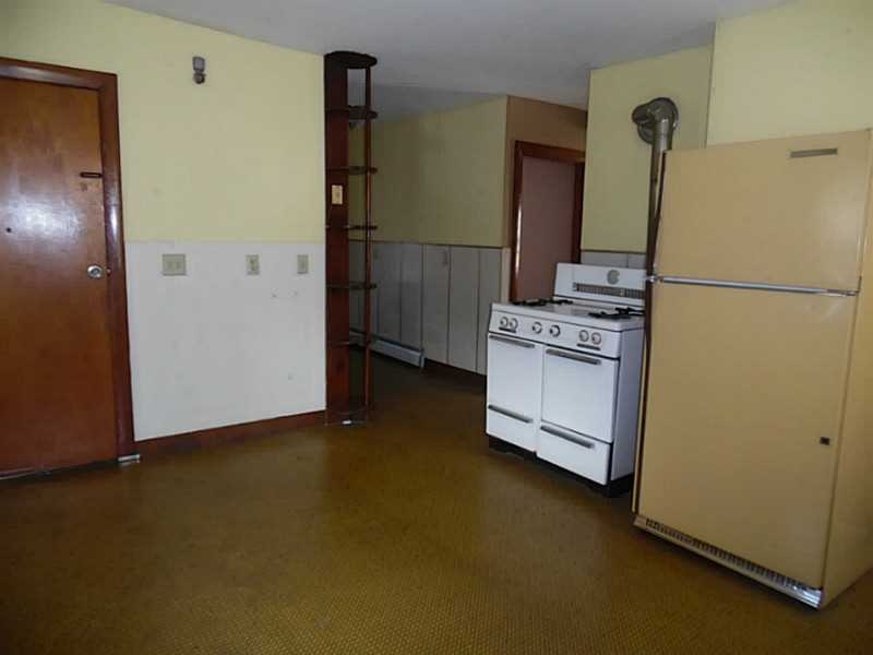 126 Main St unit 1R, Warren, RI 02885 - photo 1