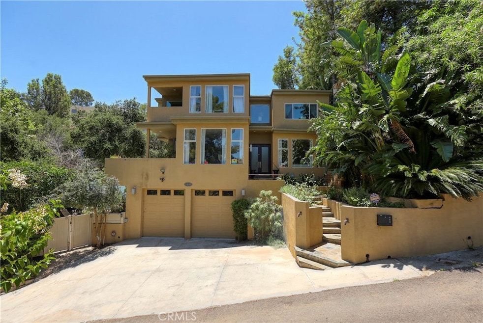 Sold $1,360,000 • Co-Listing Agent