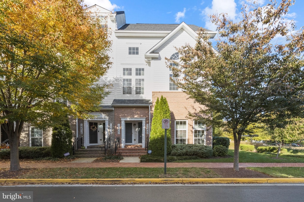 19422 Buckingham Way unit 19422, Germantown, MD 20874 - photo 1