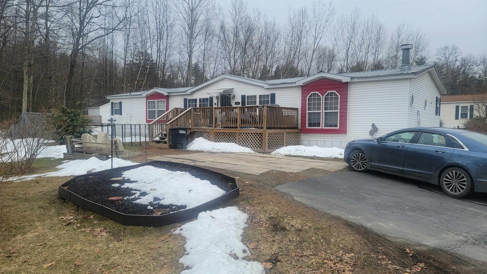 127 Morways Park, Charlestown, NH 03603 - photo 1