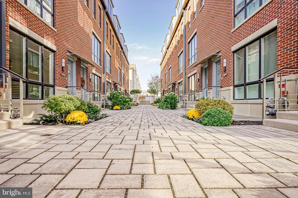 2008 Renaissance Walk unit 5, Philadelphia, PA 19145 - photo 1